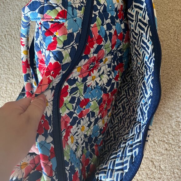 Vera Bradley Grand Weekender Travel Bag, Summer Cottage - Picture 9 of 9